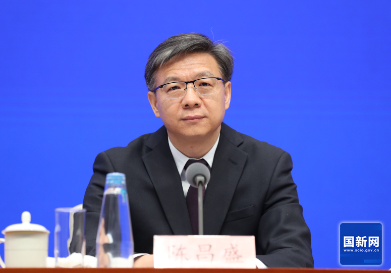 行吹风会 解读《政府工作报告冰球突破技巧国务院新闻办举